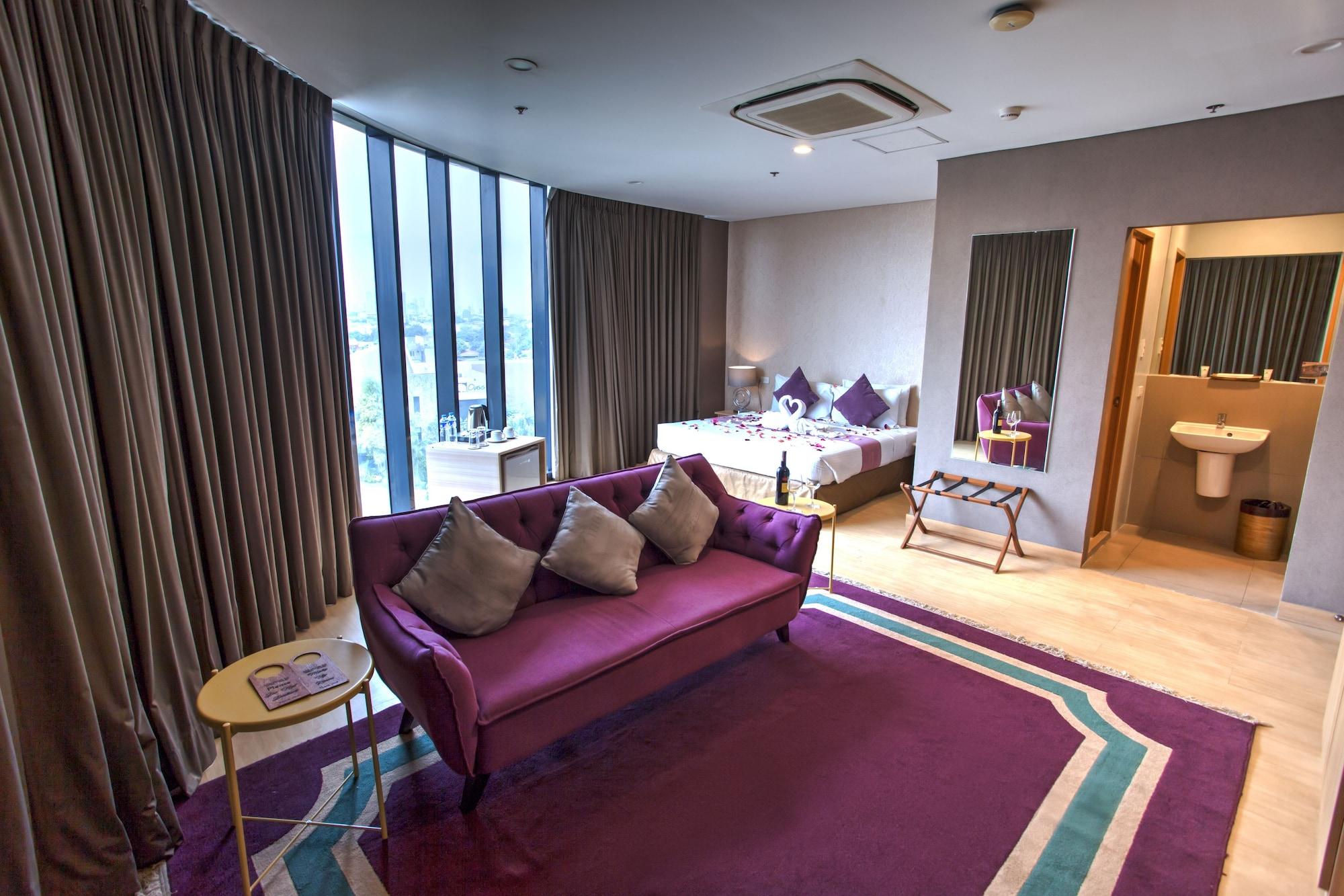 Madison 101 Hotel + Tower Quezon City Bagian luar foto