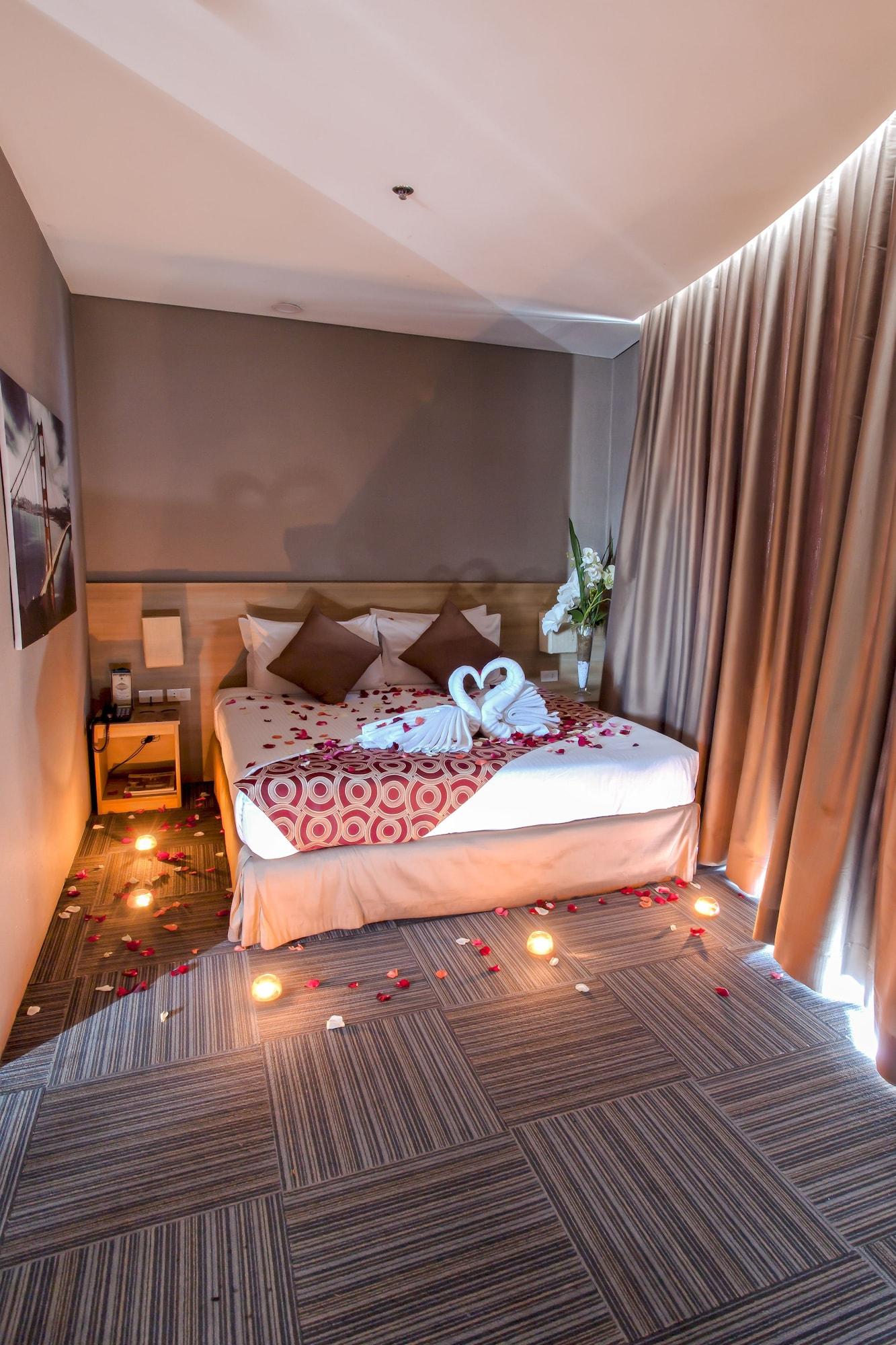 Madison 101 Hotel + Tower Quezon City Bagian luar foto