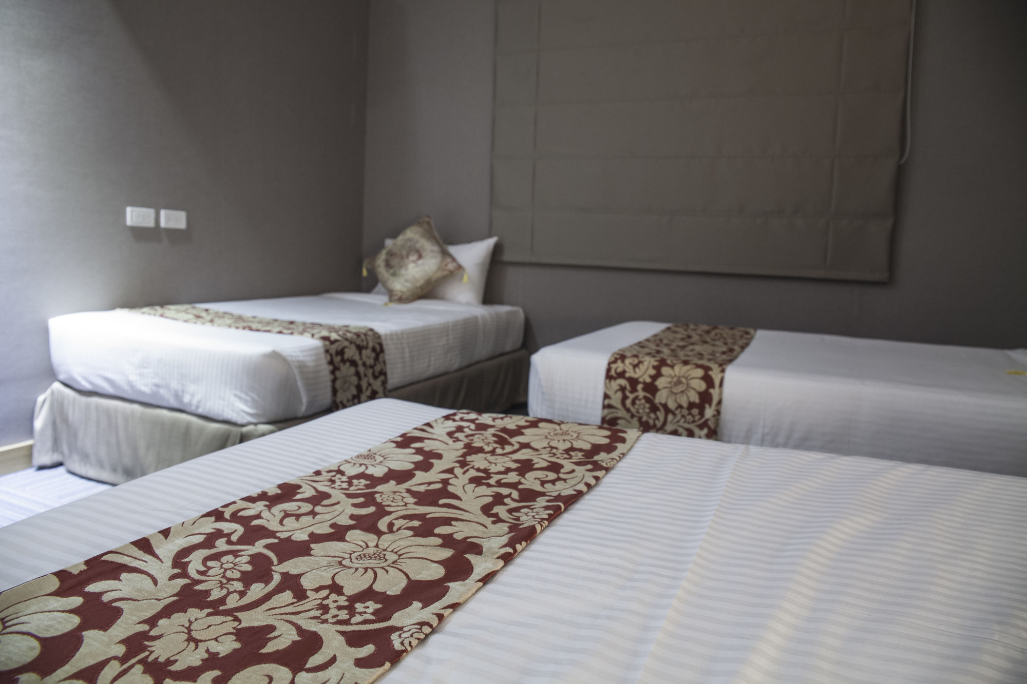 Madison 101 Hotel + Tower Quezon City Bagian luar foto
